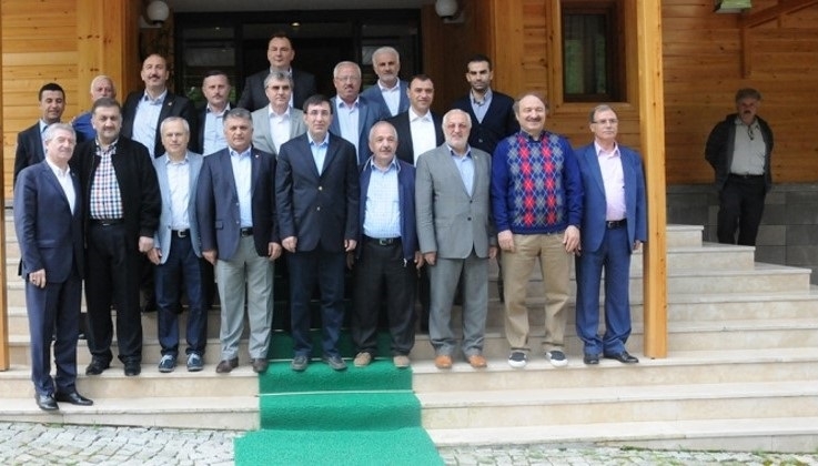 KALKINMA BAKANI ÇAMLIHEMŞİN' DE